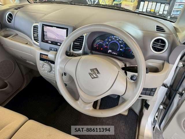 Suzuki SPACIA 2014-07 6998371-22