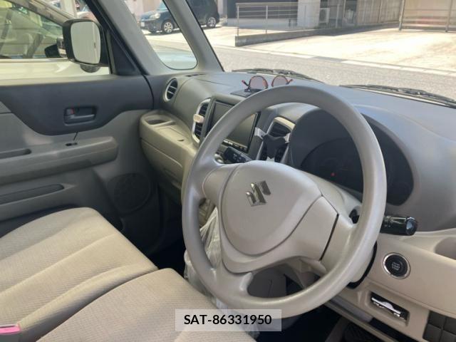 Suzuki SPACIA 2014-10 6998370-11
