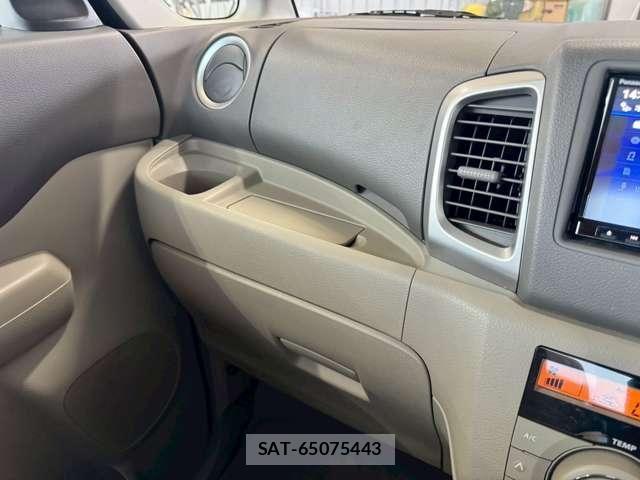 Suzuki SPACIA 2013-09 6998364-28