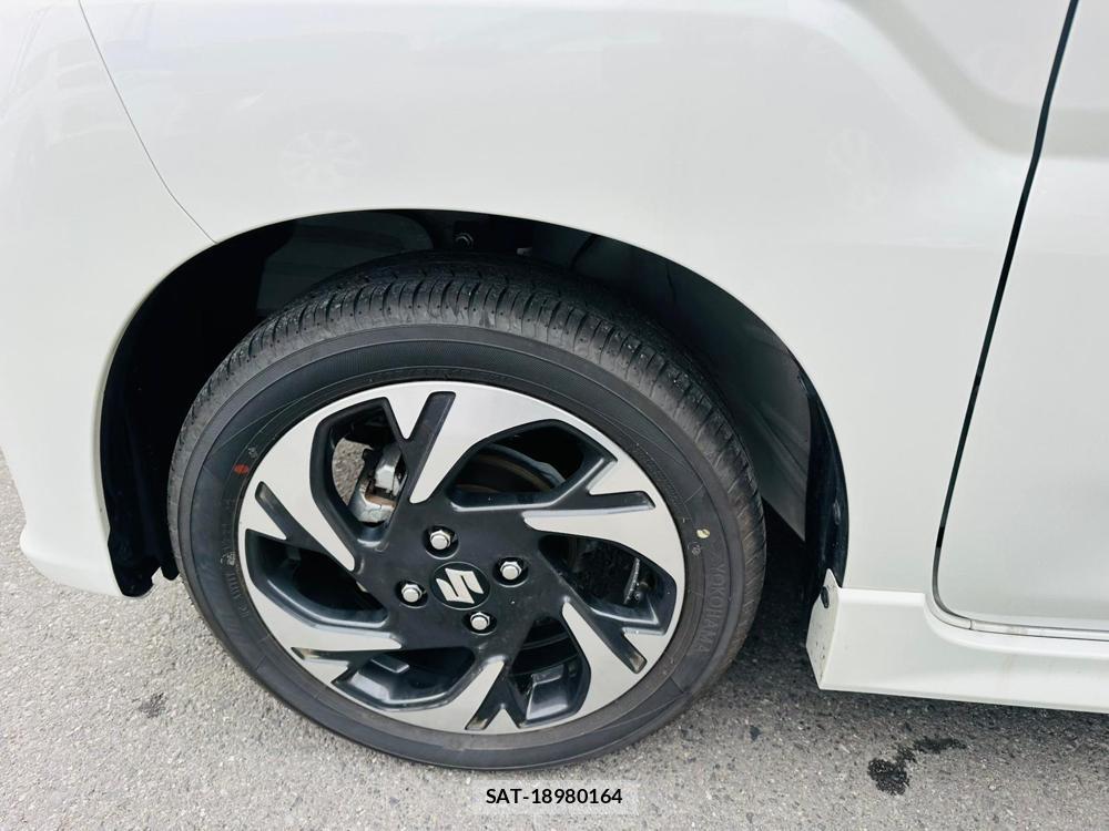 Suzuki SPACIA 2025 6716786-29