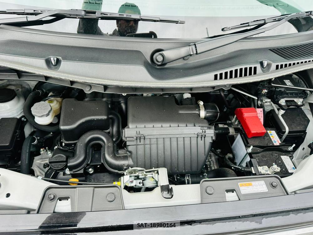 Suzuki SPACIA 2025 6716786-38