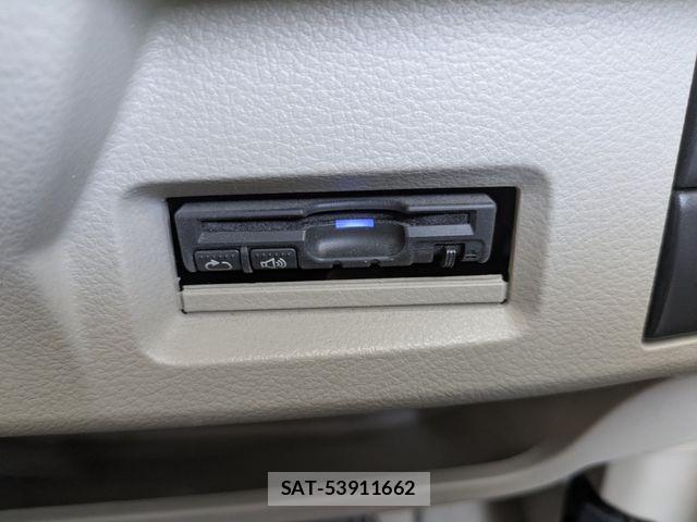 Suzuki SPACIA 2014-03 6998365-12