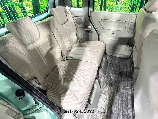 Suzuki SPACIA 2013-08 7021629-8