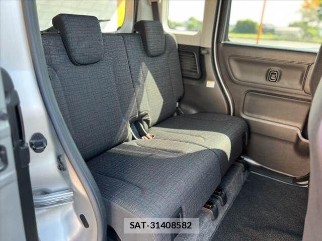 Suzuki SPACIA 2019-02 7021630-17