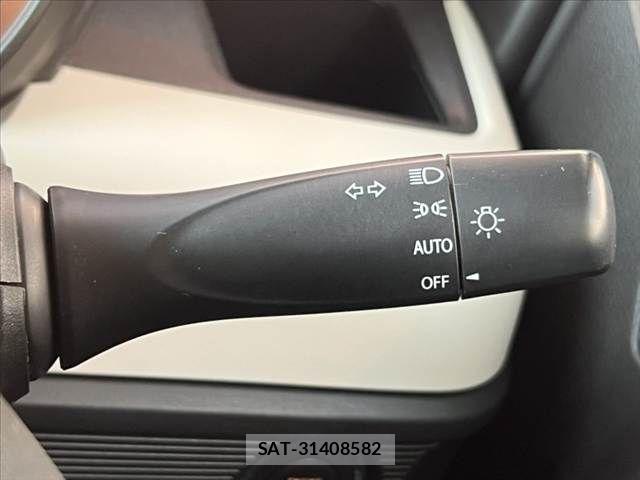 Suzuki SPACIA 2019-02 7021630-28