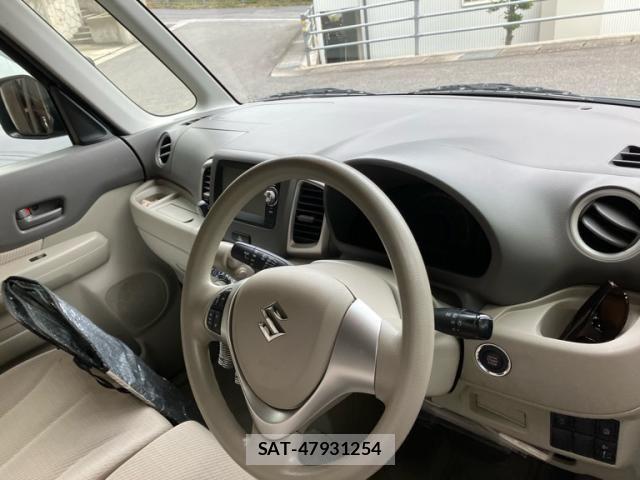 Suzuki SPACIA 2013-09 7060789-17
