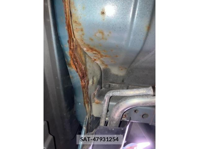 Suzuki SPACIA 2013-09 7060789-24
