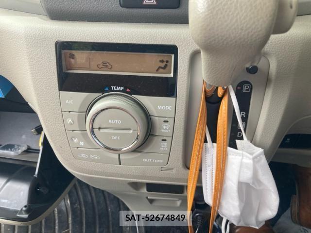 Suzuki SPACIA 2014-02 7060786-17
