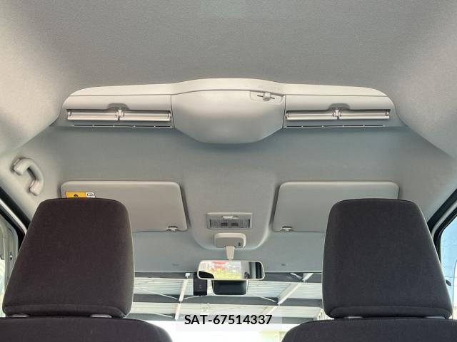 Suzuki SPACIA 2018-10 7060776-24