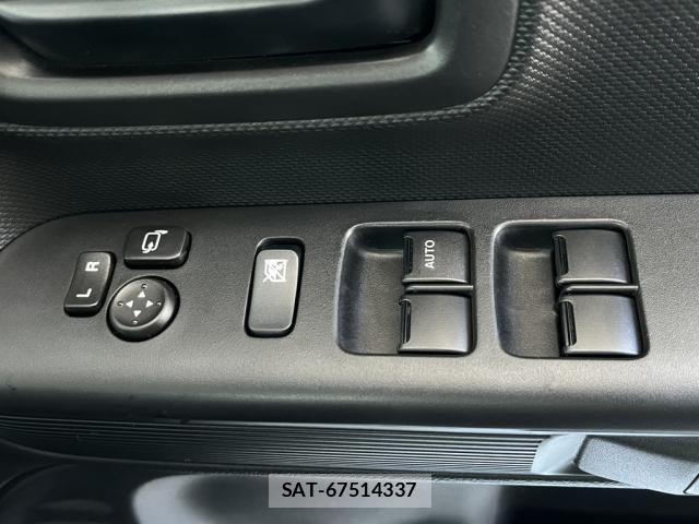 Suzuki SPACIA 2018-10 7060776-7