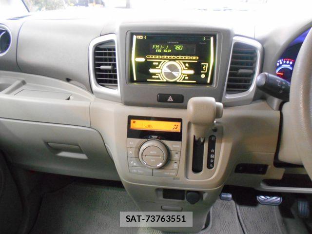 Suzuki SPACIA 2014-01 7060784-15