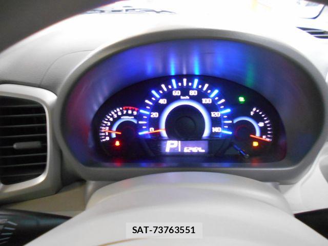 Suzuki SPACIA 2014-01 7060784-16