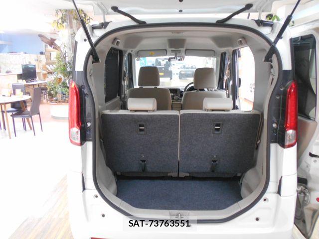 Suzuki SPACIA 2014-01 7060784-21