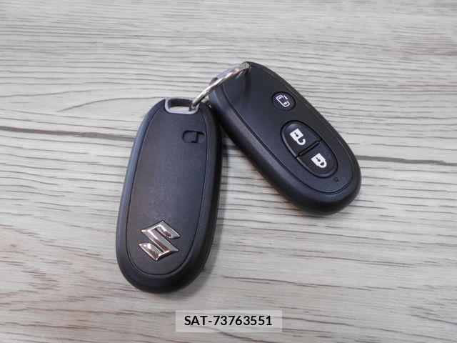 Suzuki SPACIA 2014-01 7060784-25