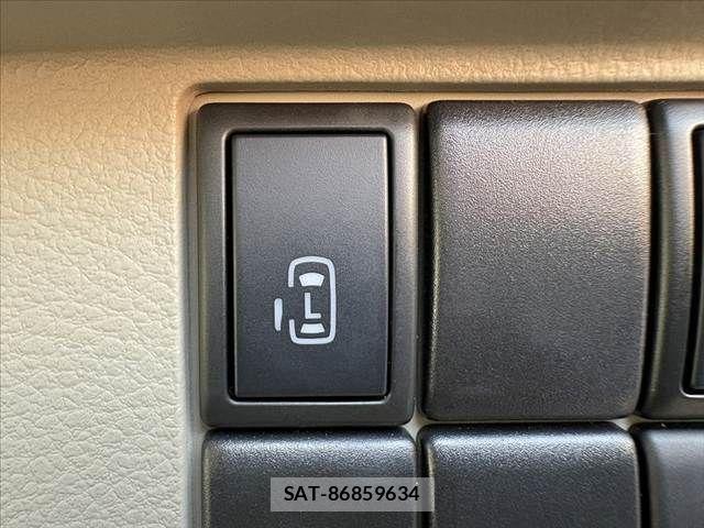 Suzuki SPACIA 2015-05 7060780-4