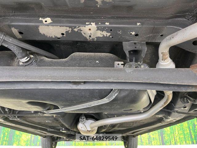 Suzuki SPACIA 2019-09 7225280-18