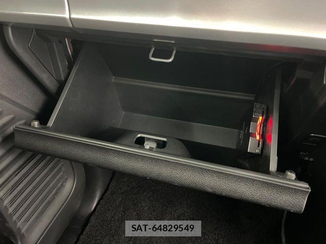 Suzuki SPACIA 2019-09 7225280-6