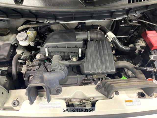 Suzuki SPACIA 2018-12 7225273-17