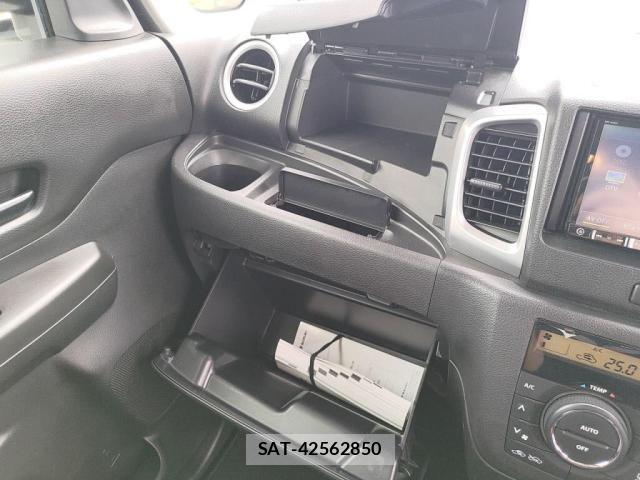 Suzuki SPACIA 2017-10 7225267-19