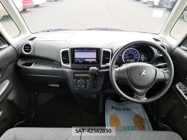 Suzuki SPACIA 2017-10 7225267-2