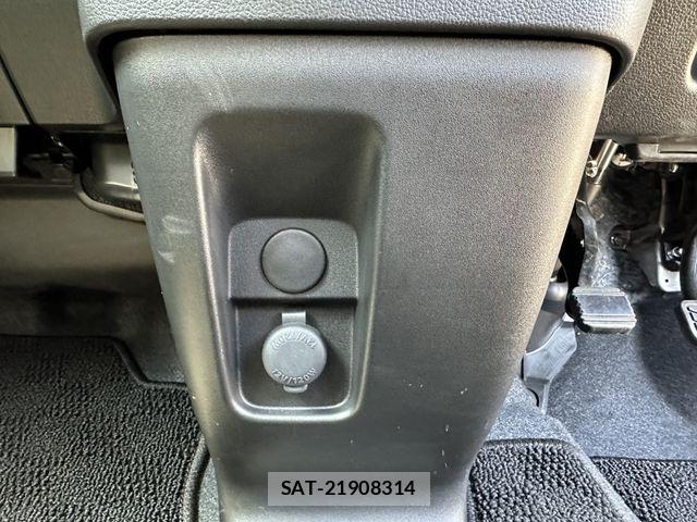 Suzuki SPACIA 2024-11 7225314-14