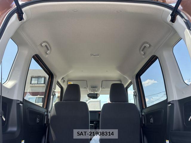 Suzuki SPACIA 2024-11 7225314-25