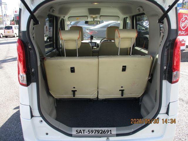 Suzuki SPACIA 2014-12 7225251-15