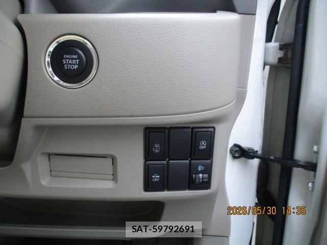 Suzuki SPACIA 2014-12 7225251-18