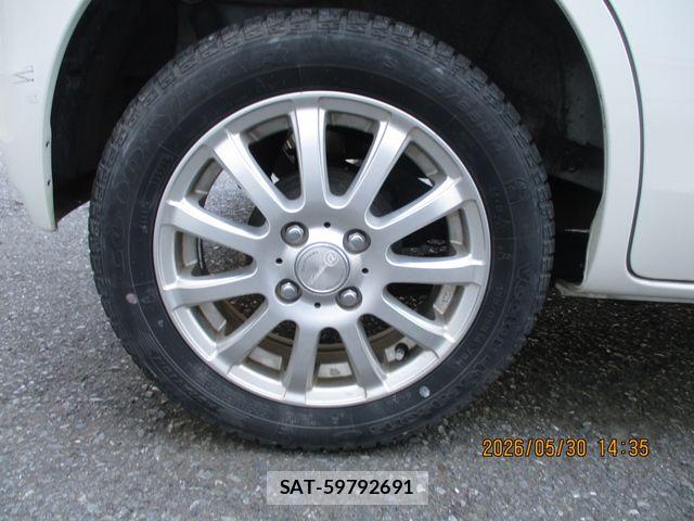 Suzuki SPACIA 2014-12 7225251-23