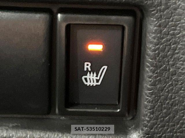 Suzuki SPACIA 2021-05 7217154-5
