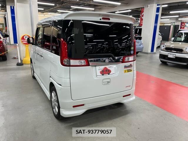 Suzuki SPACIA 2015-01 7225250-2