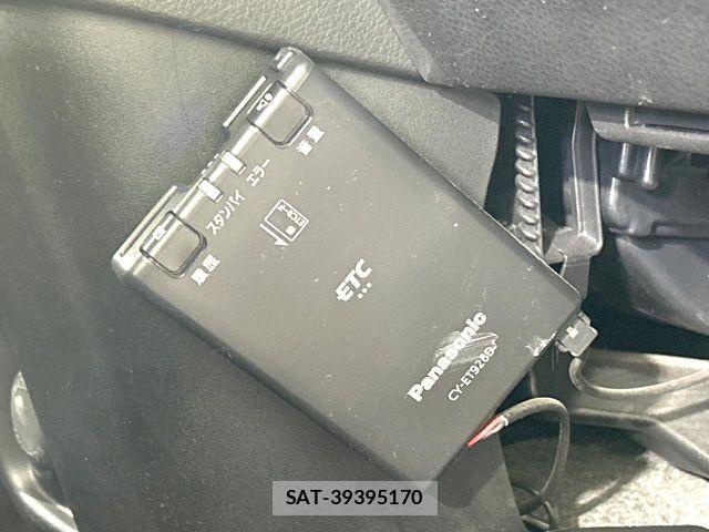 Suzuki SPACIA 2019-06 7225278-5