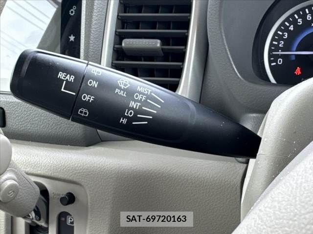Suzuki SPACIA 2015-09 7225255-27
