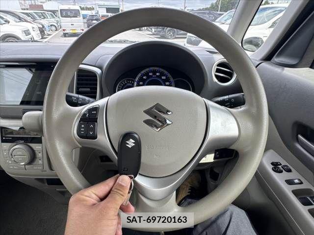 Suzuki SPACIA 2015-09 7225255-6