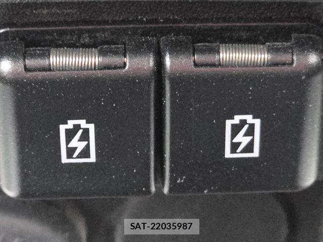 Suzuki SPACIA 2022-12 7225300-28