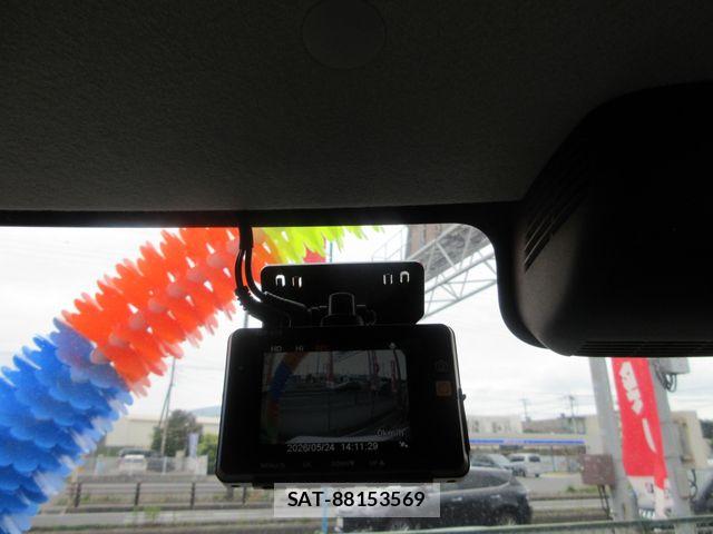 Suzuki SPACIA 2022-02 7225290-8