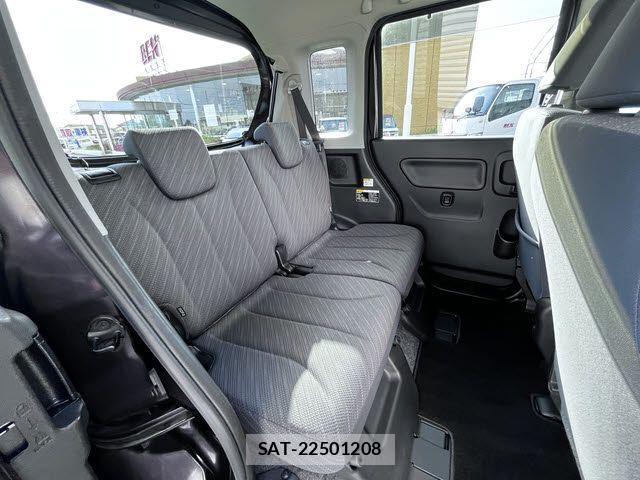 Suzuki SPACIA 2017-09 7225263-12