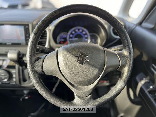 Suzuki SPACIA 2017-09 7225263-13