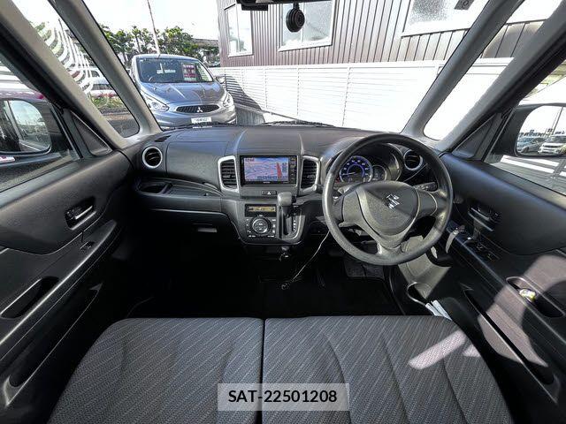 Suzuki SPACIA 2017-09 7225263-1