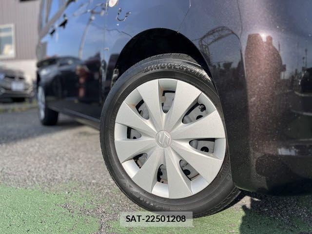 Suzuki SPACIA 2017-09 7225263-26