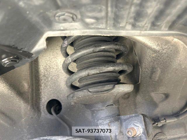 Suzuki SPACIA 2019-01 7225275-18
