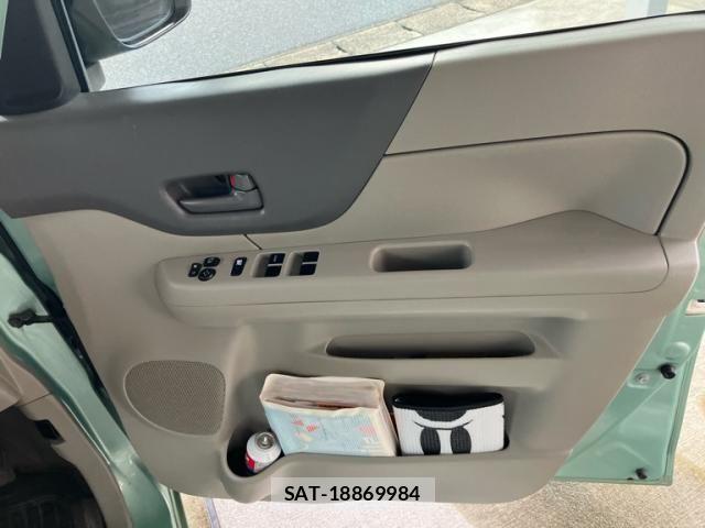 Suzuki SPACIA 2014-02 7225248-9