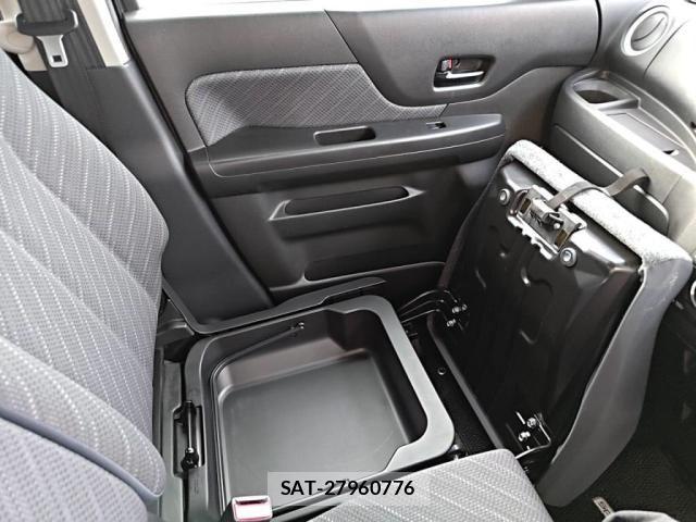Suzuki SPACIA 2017-04 7225261-20