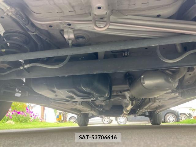 Suzuki SPACIA 2014-11 7225246-12