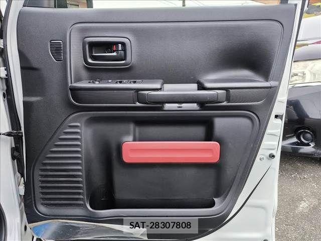 Suzuki SPACIA 2020-09 7225284-9