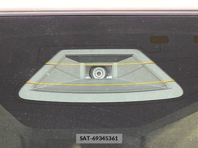 Suzuki SPACIA 2025-10 7225326-2