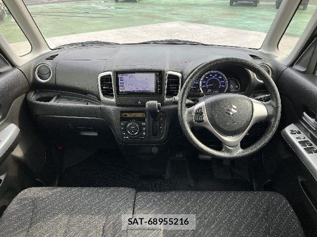 Suzuki SPACIA 2017-04 7252387-1