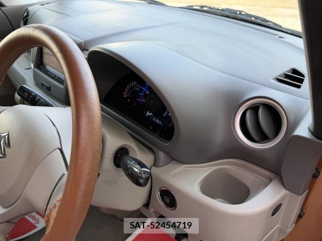 Suzuki SPACIA 2013-06 7252388-25