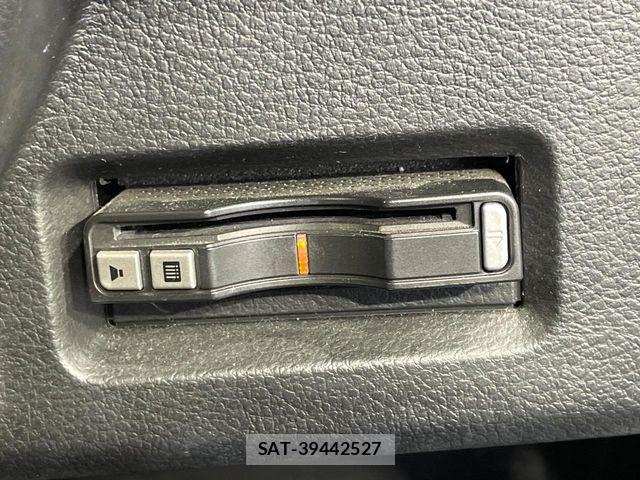 Suzuki SPACIA 2017-05 7252383-5