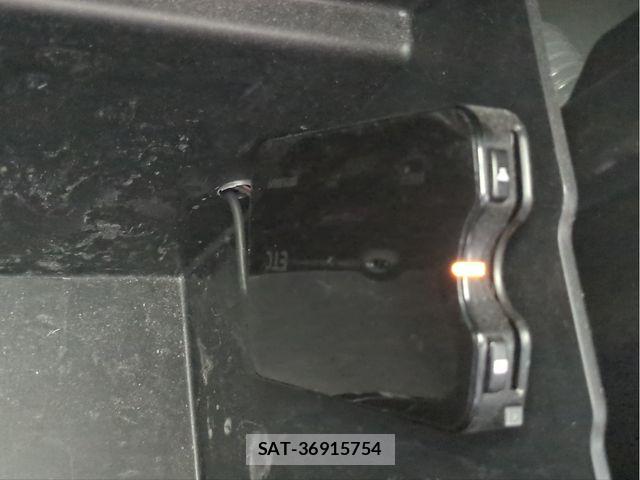 Suzuki SPACIA 2017-06 7252389-13